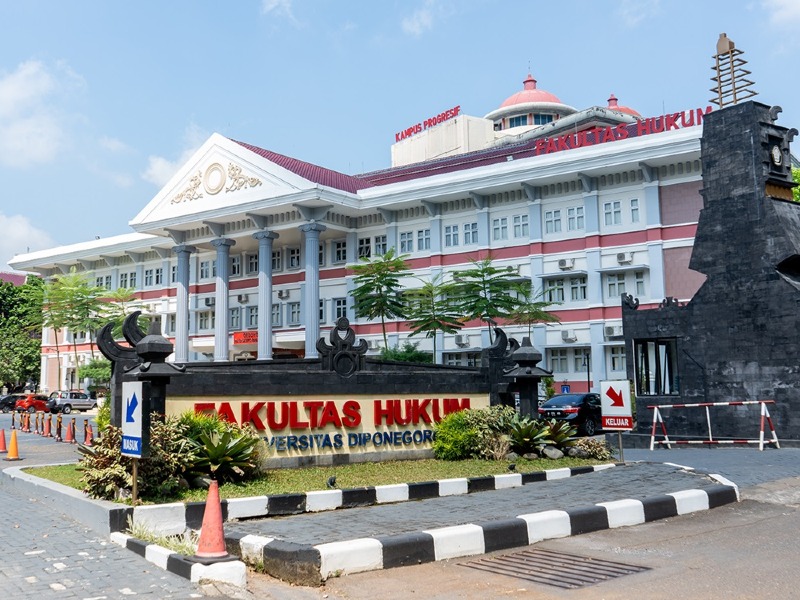 Fakultas Hukum